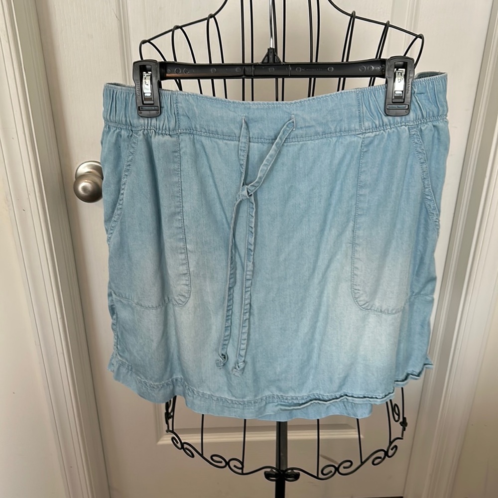 Drawstring light weight denim with attached shorts 🩳